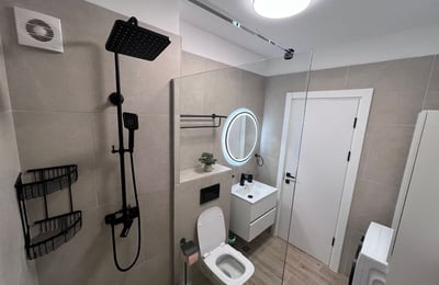 Аренда комфортных 2-комнатных апартаментов, 56 м², Мамая, Констанца, Румыния